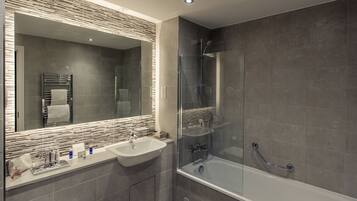 Combinazione doccia/vasca, set di cortesia gratuito, asciugacapelli