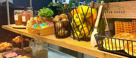 Daily buffet breakfast for a fee