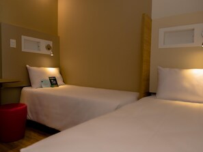 Chambres insonorisées, Wi-Fi gratuit, draps fournis