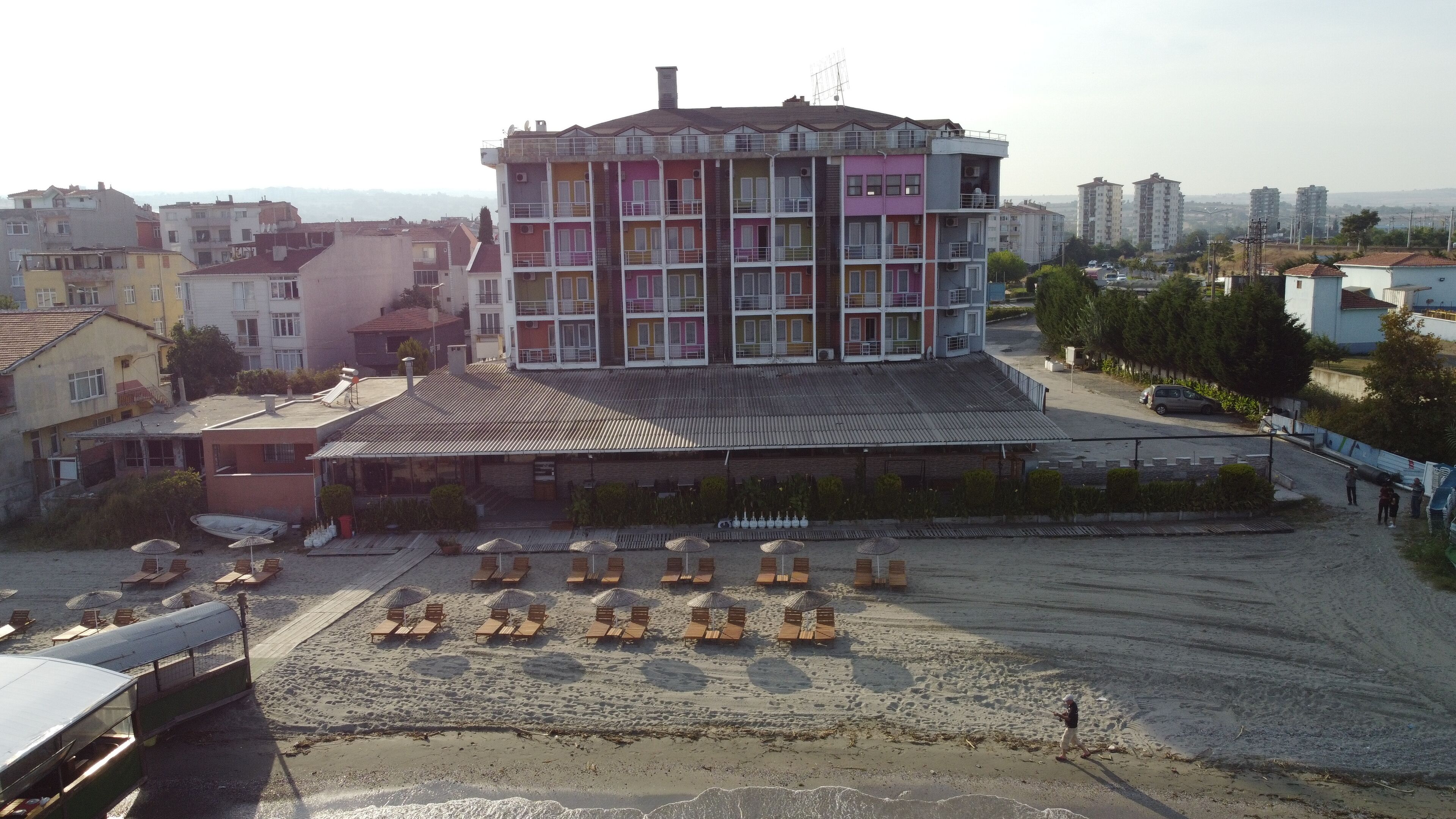 Privatstrand, kostenloser Shuttle zum Strand, Liegestühle, Sonnenschirme