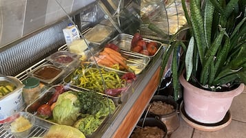 Hi ha 3 restaurants amb esmorzars