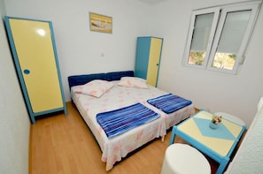 Classic Apartment, 2 Bedrooms (Apartment 1) | 2 bedrooms, soundproofing, iron/ironing board, free cribs/infant beds - Villa Antonio (Seget)
