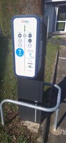 Electric vehicle charging station