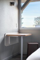Desk, free cribs/infant beds, free WiFi, bed sheets