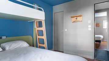 Desk, free cots/infant beds, free WiFi, bed sheets
