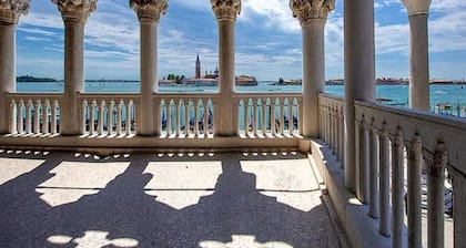 Venice Lion Residence - Vespucci