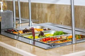 Free daily buffet breakfast