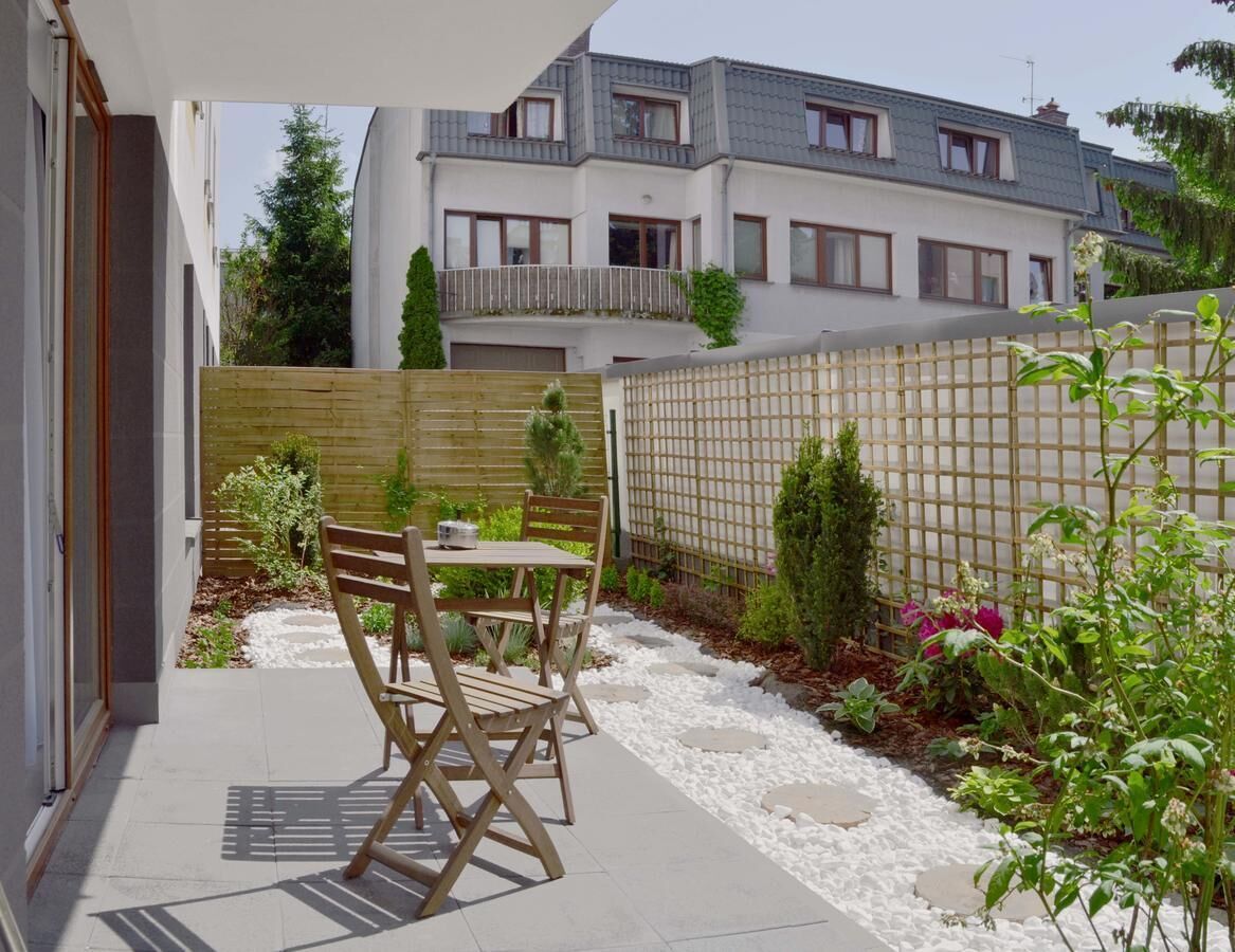 Deluxe Studio Suite, 1 Bedroom, Non Smoking, Kitchenette (Ziemia) | Terrace/patio