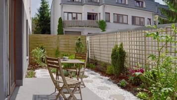 Deluxe Studio Suite, 1 Bedroom, Non Smoking, Kitchenette (Ziemia) | Terrace/patio