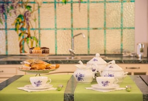 Suite, 1 Bedroom | 1 bedroom, individually decorated, iron/ironing board, free WiFi - Residence Briona (Domodossola)