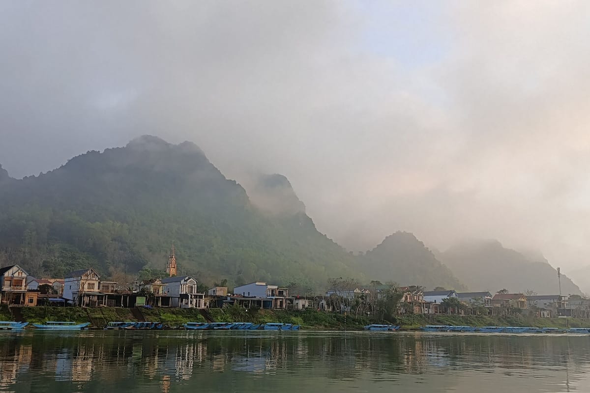 1 bedroom, pillowtop beds, minibar, desk