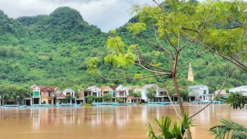 ด้านหน้าที่พัก