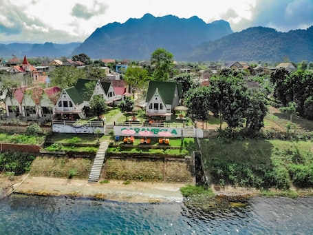 Kayaking. Carambola Bungalow