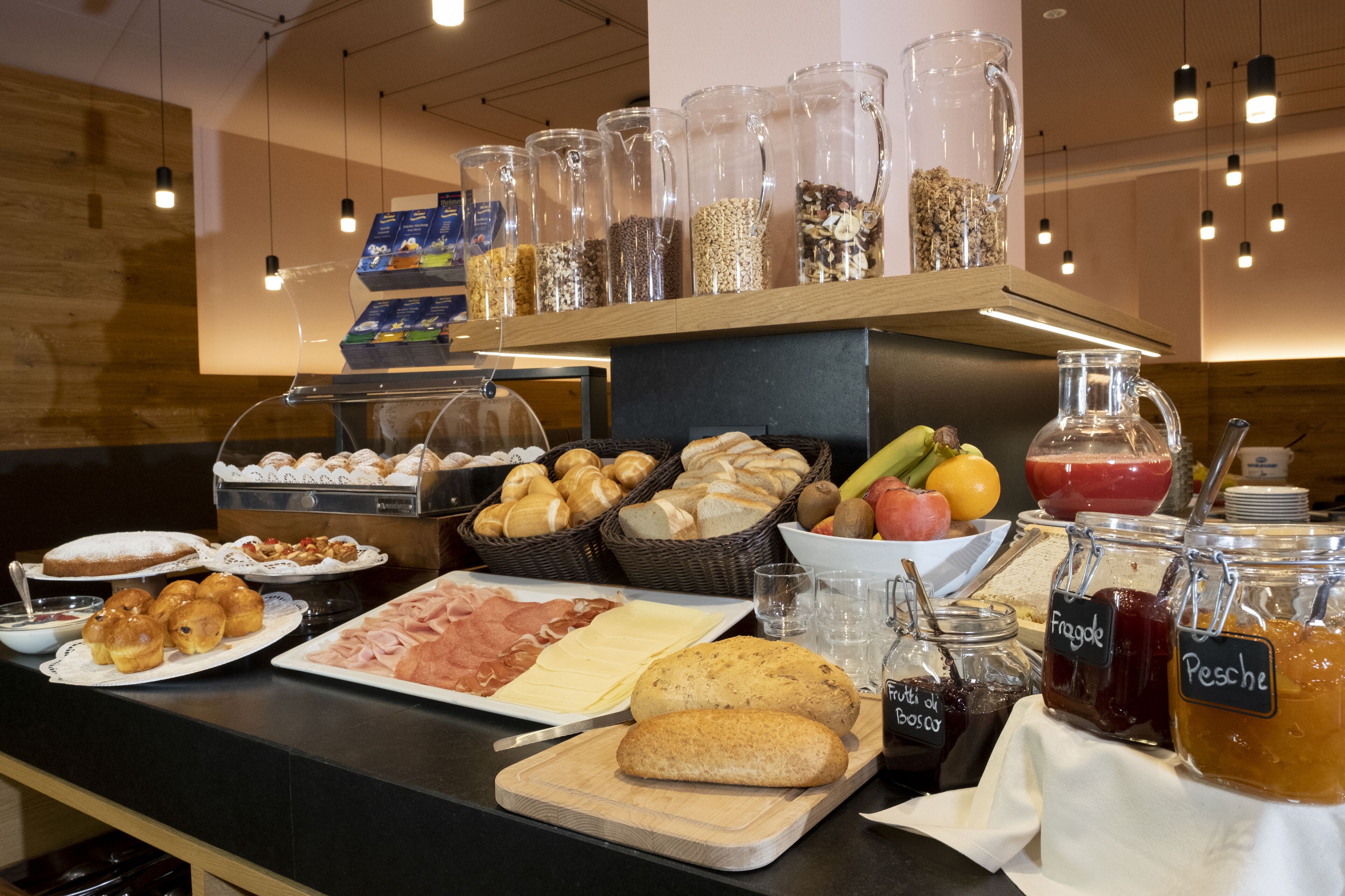 Café da manhã continental grátis todos os dias