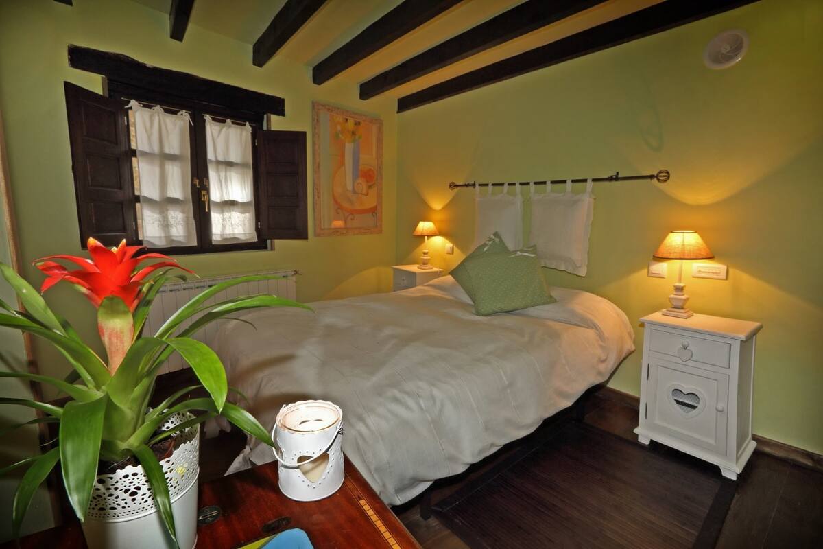 Standard Double Room (Nansa) | Rollaway beds