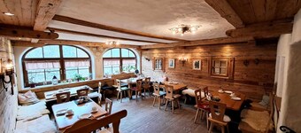 艾策休斯爾旅館飯店