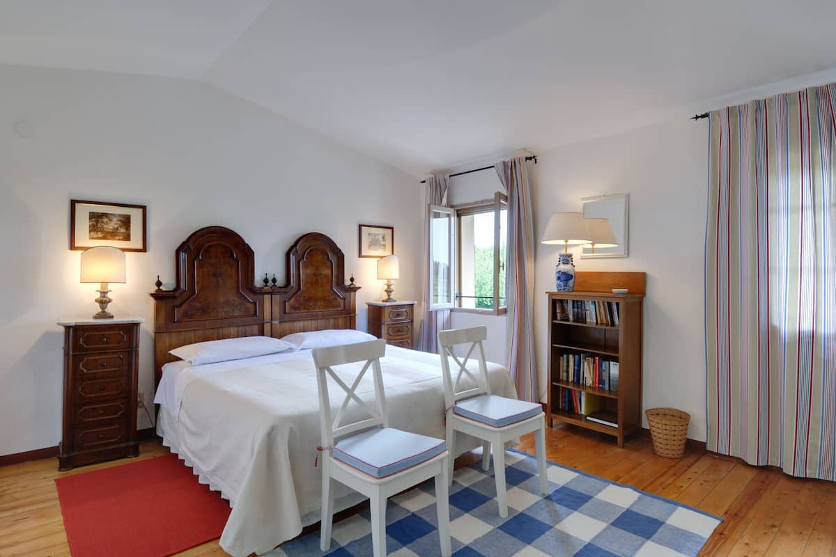 Apartment, 3 Bedrooms (6 pax) | Individually decorated, individually furnished, iron/ironing board