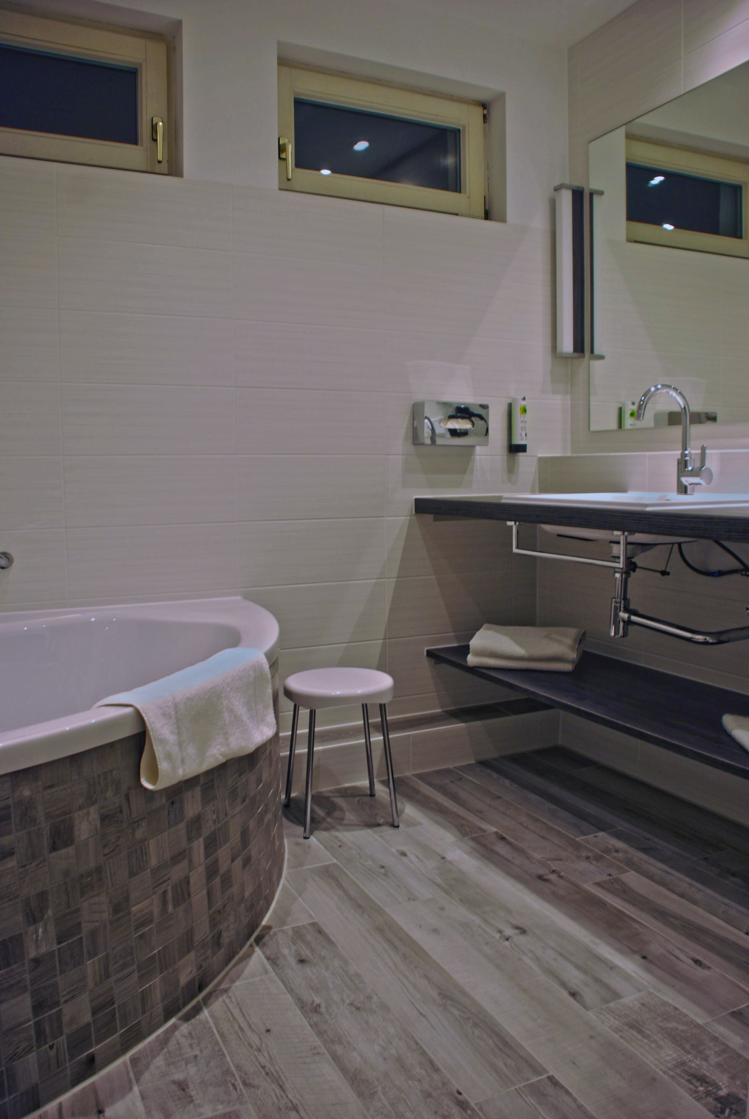 shower, free toiletries, hair dryer, bathrobes