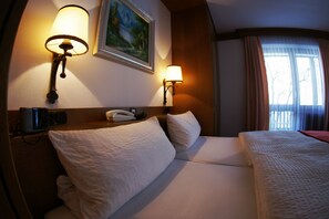 Double Room, Balcony | 1 bedroom, in-room safe, desk, free WiFi - Hotel St. Georg (Bad Reichenhall)