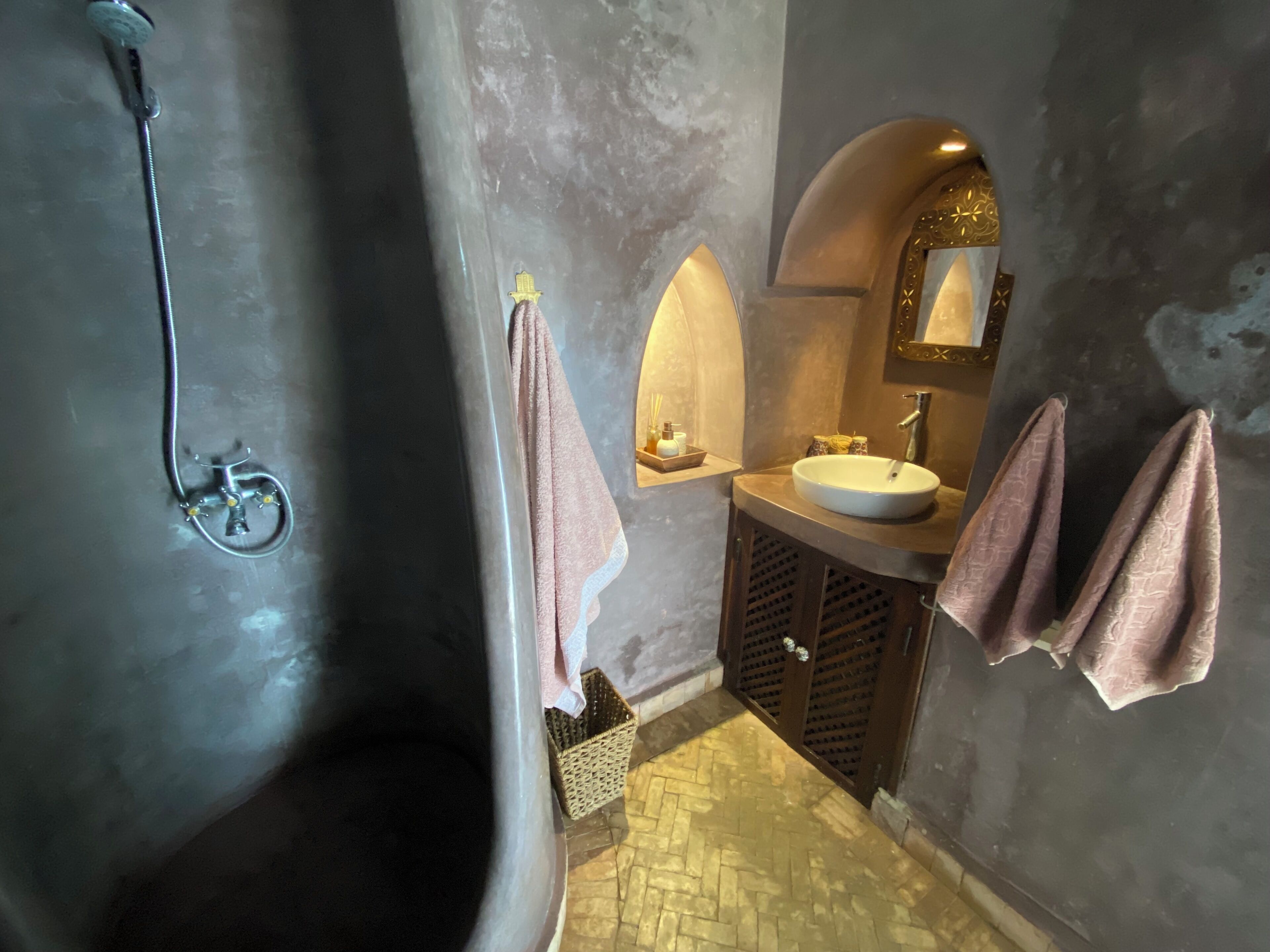 Foto - Riad Timila