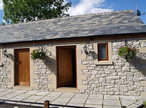 Double Room - CHESHIRE MEWS (Hope Valley)