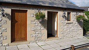 Front of property - CHESHIRE MEWS (Hope Valley)