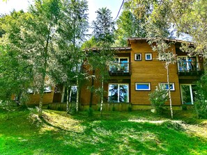 Fachada de la propiedad