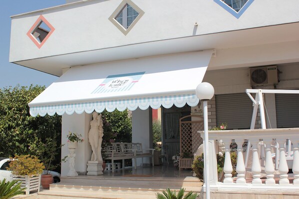 Property entrance - La Maison Delle Terme (Tivoli)
