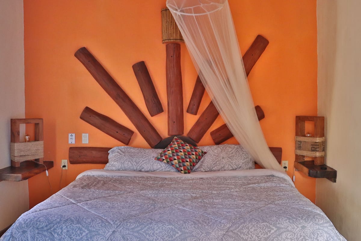 Luisa Room | Individually decorated, iron/ironing board, free WiFi, bed sheets