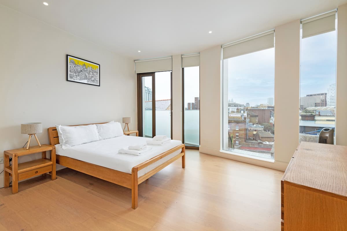 Iron/ironing board, cribs (free), WiFi (free), bed sheets