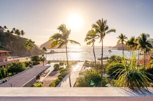 Luxury Penthouse, Multiple Beds, Ocean View (Penthouse 4 Bedroom) | Premium bedding, in-room safe, individually decorated