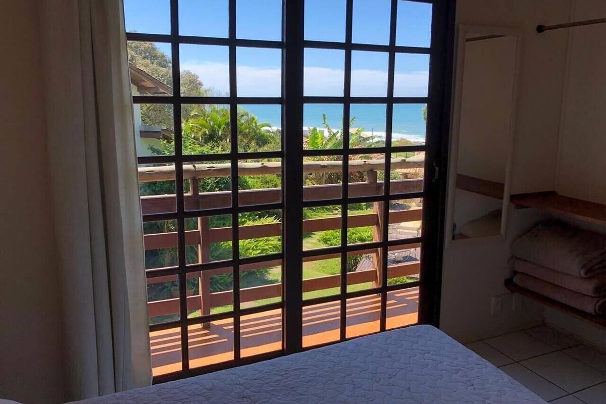 1 bedroom, blackout curtains, free WiFi, bed sheets