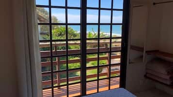 1 quarto, cortinas blackout, Wi-Fi de cortesia, roupa de cama