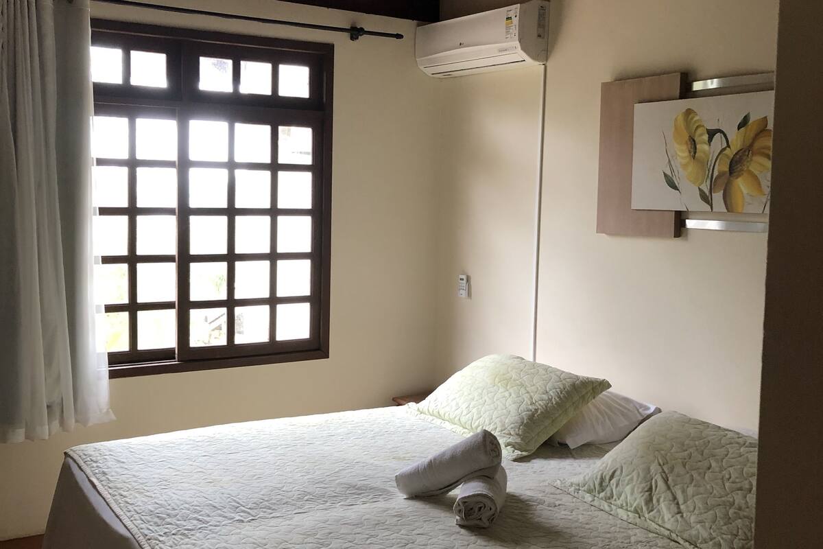 Economy Double or Twin Room, 2 Single Beds, Microwave | 1 bedroom, blackout curtains, free WiFi, bed sheets