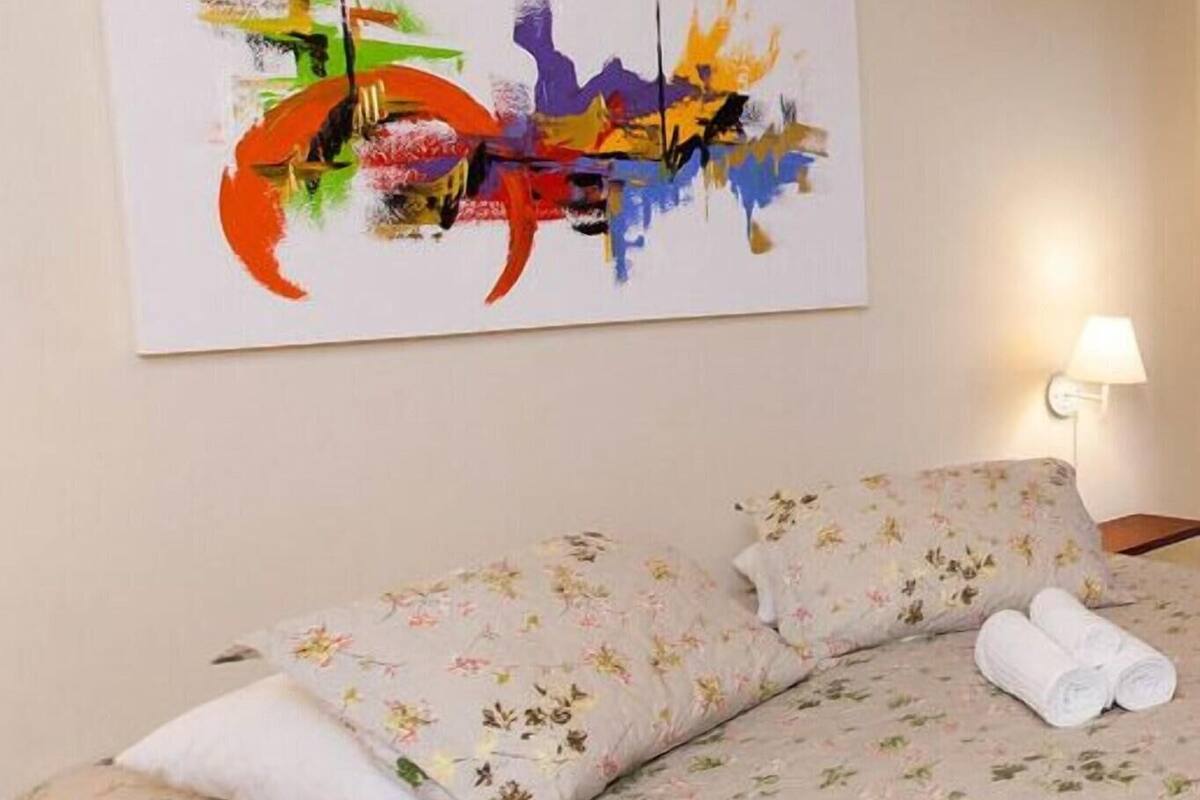 1 bedroom, blackout curtains, free WiFi, bed sheets