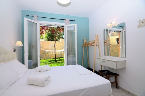 Villa Ektoras By EY Villas