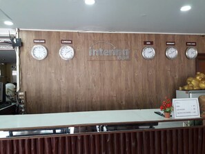 Reception - Inter Inn Chiangmai (Chiang Mai)