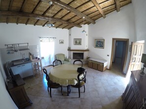 Living area - Campagna in Compagnia (Vallo di Nera)