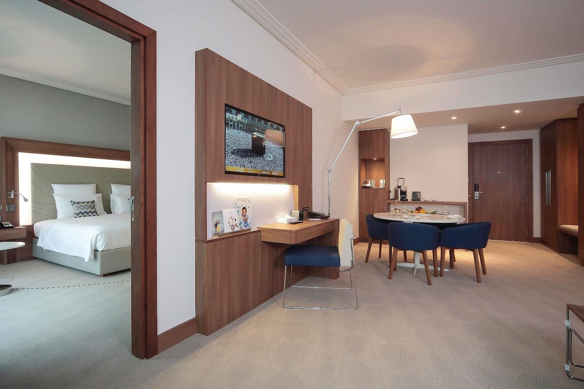 Superior Suite, 1 Double Bed with Sofa bed, Sea View | 1 bedroom, Egyptian cotton sheets, premium bedding, pillowtop beds