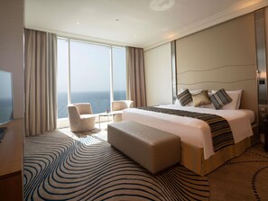 Royal Suite, Sea View (The Meaning of Luxury Life) | 1 bedroom, Egyptian cotton sheets, premium bedding, pillowtop beds - Novotel Jazan (Jizan)