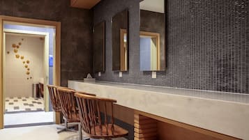 Espace de soins pour les couples, soins corporels, massages suédois