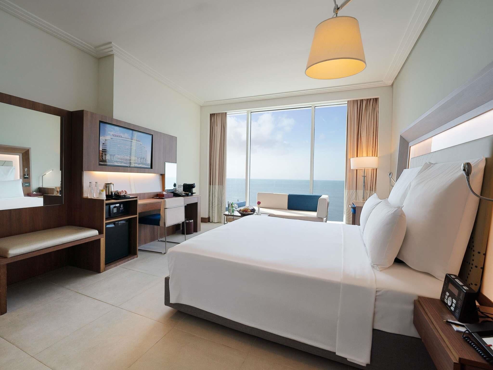 Superior Room, 1 King Bed, Sea View | 1 bedroom, Egyptian cotton sheets, premium bedding, pillowtop beds