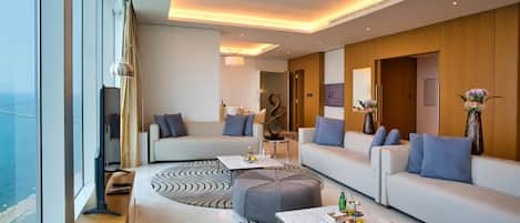 Royal Suite, Sea View (The Meaning of Luxury Life) | 1 bedroom, Egyptian cotton sheets, premium bedding, pillowtop beds