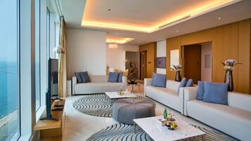 1 bedroom, Egyptian cotton sheets, premium bedding, pillowtop beds