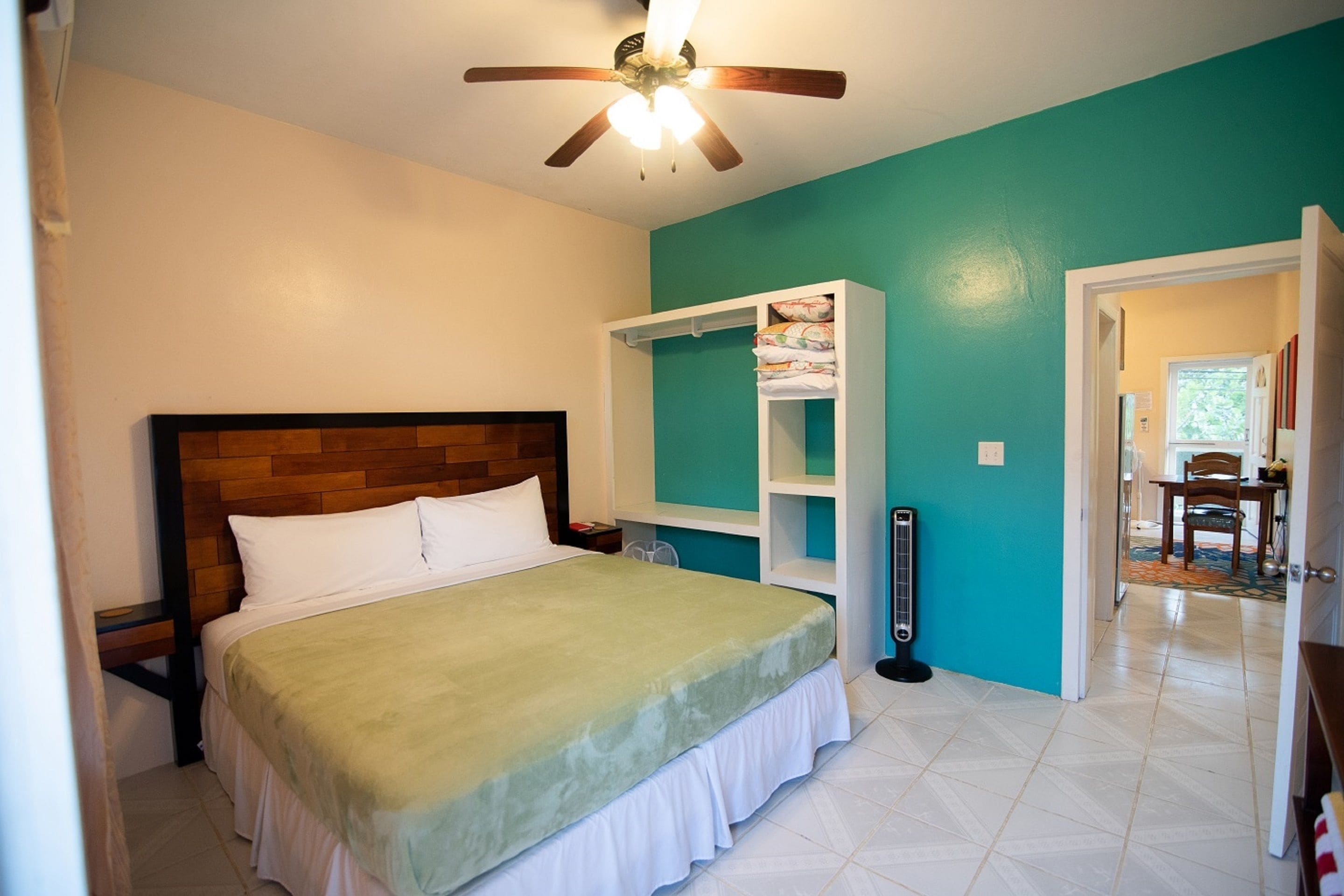 deluxe apartment, 1 king bed, non smoking, kitchen | 1 bedroom, desk, laptop workspace, blackout curtains