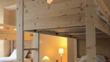 Classic-yhteismajoitus | Tallelokero huoneessa, ilmainen Wi-Fi, vuodevaatteet