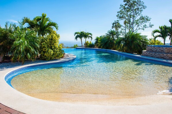 Exterior - Vida Mountain Resort & Spa - Adults Only (Piedades Sur)