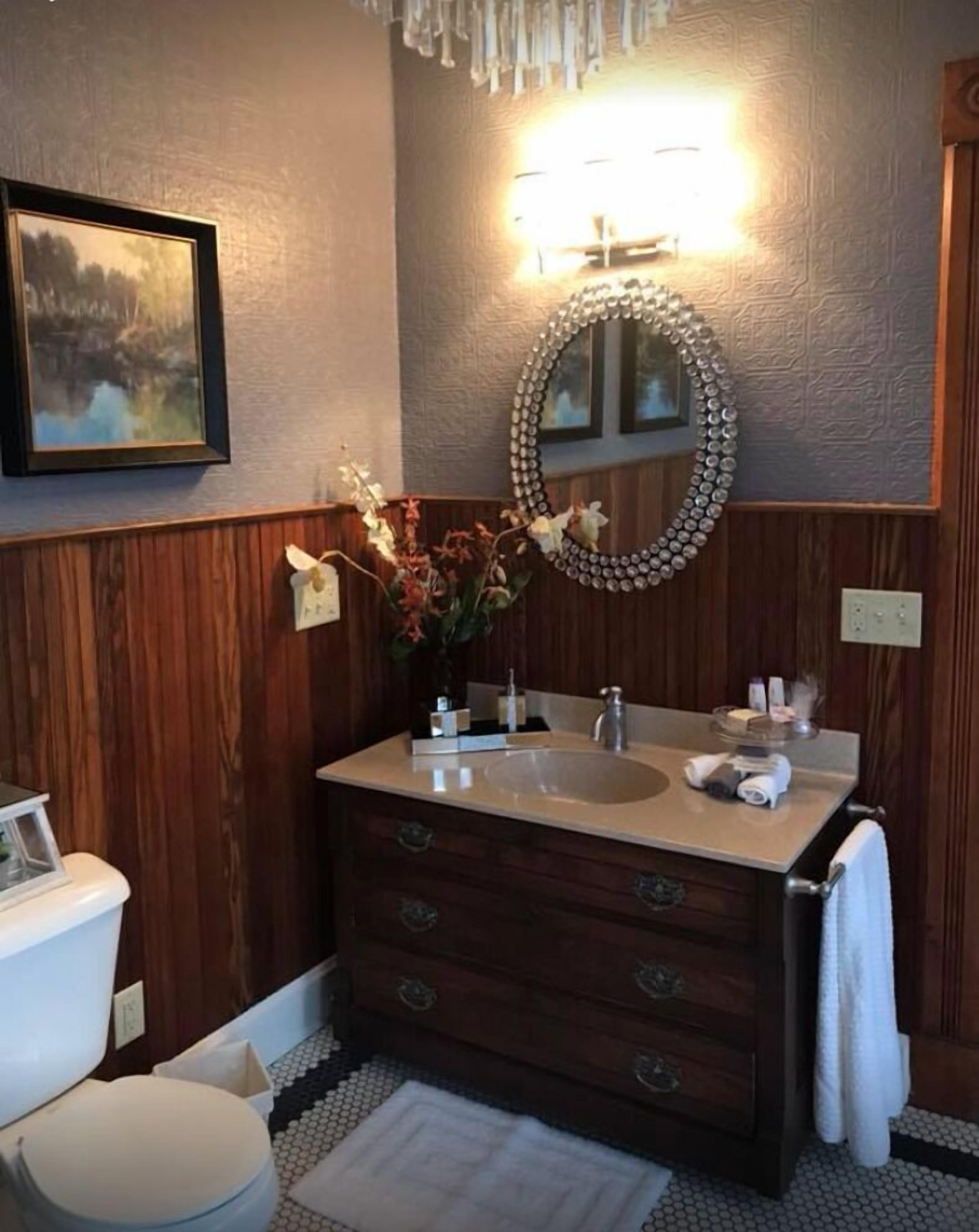 Evans' Holly Grove Inn — photo 11