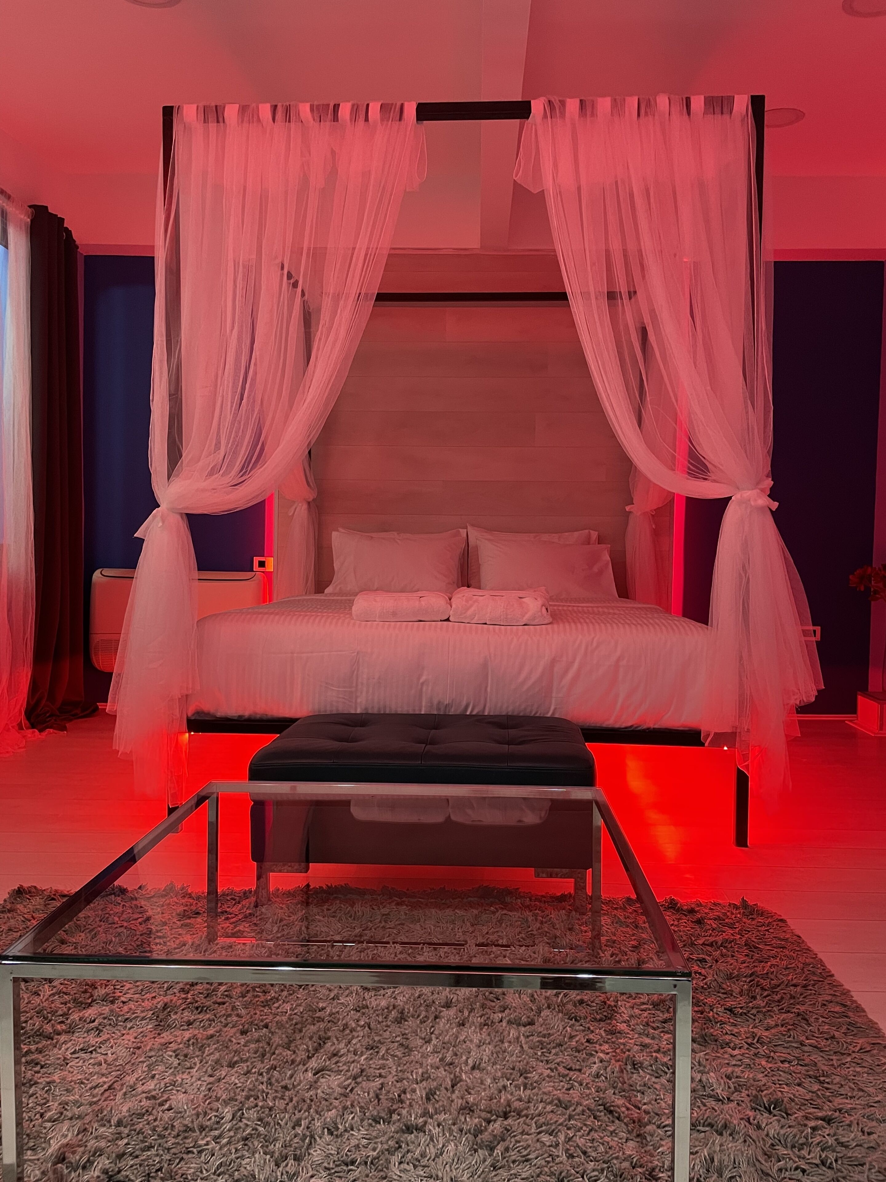 Exclusieve studio, hot tub | Een strijkplank/strijkijzer, gratis wifi, beddengoed