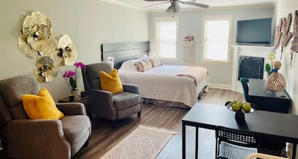 Hargrave House B & B